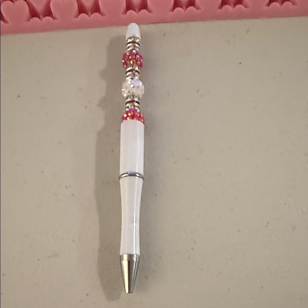 Elegant White and Silver Pen
